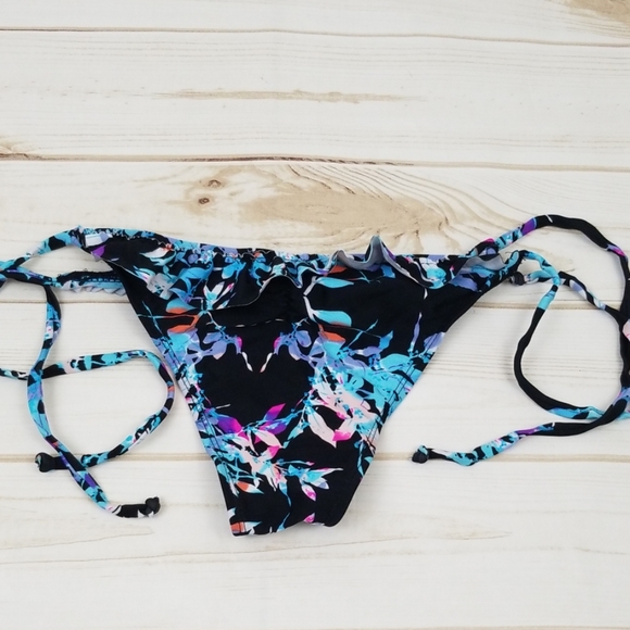 Beach riot bikini bottom - Picture 3 of 4